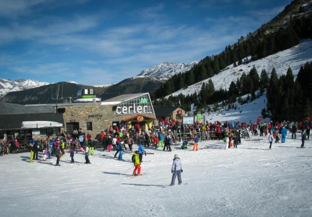 Apartamento Up Benasque Borda Albar Exterior foto